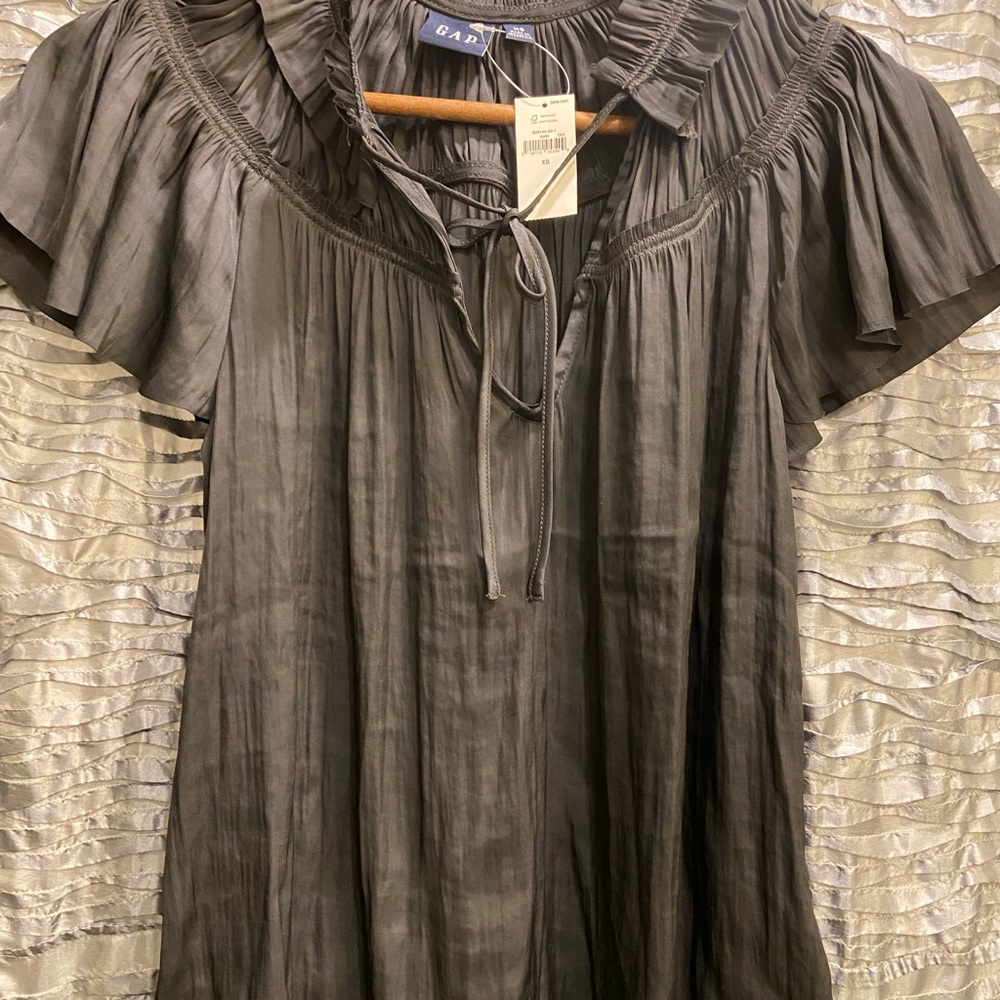 GAP Black Women’s Pleated Blouse NWT Size XS New with Tags
